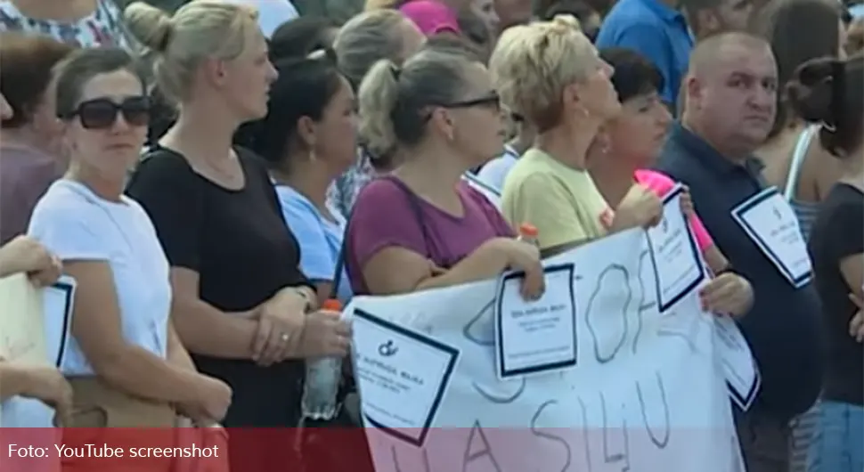 gradacac protest sc yt.webp